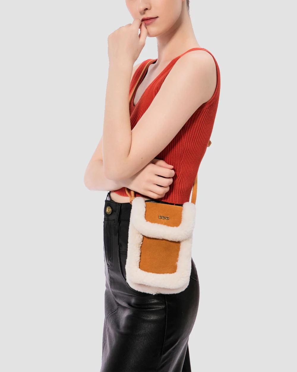Cloud Crossbody Ugg Bag - Image 6